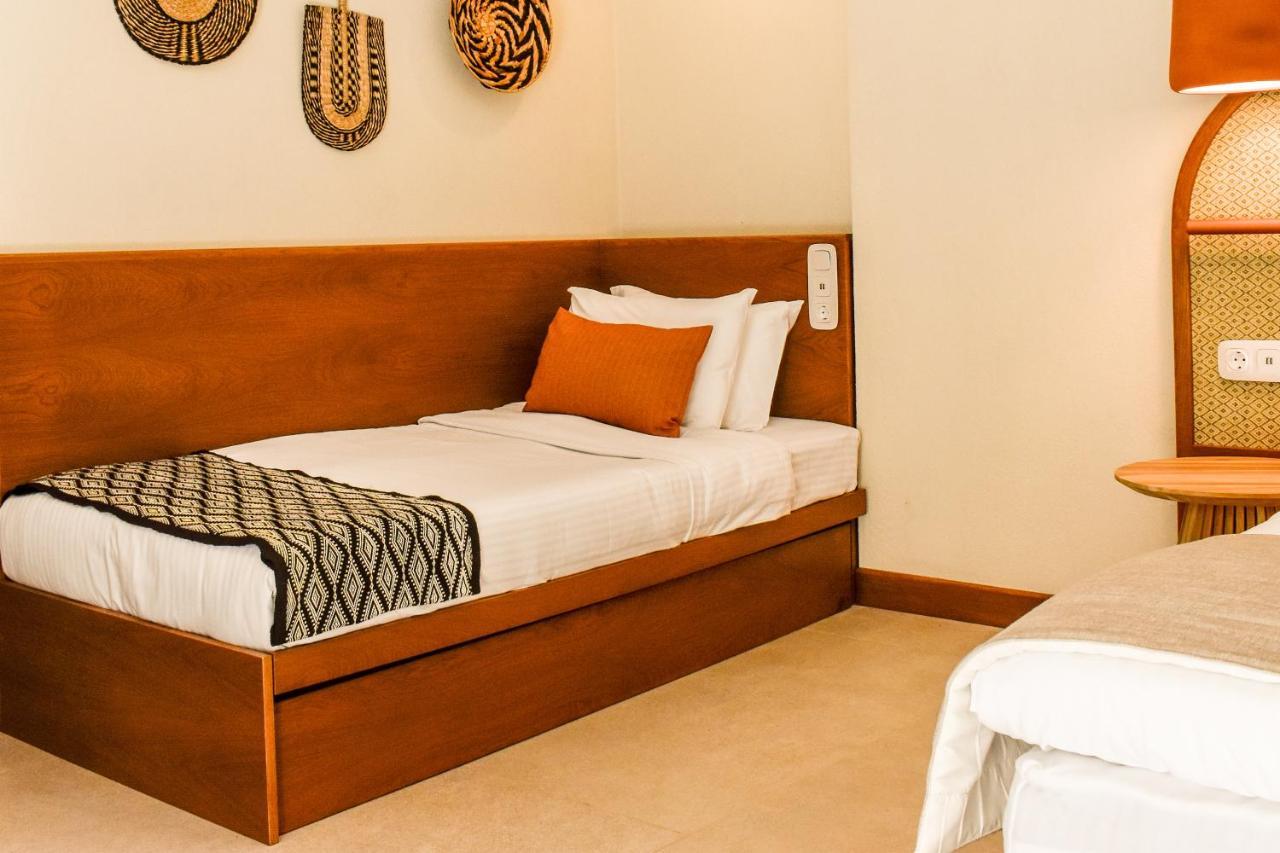 Mandraki Village Boutique Hotel Koukounaries Exterior photo